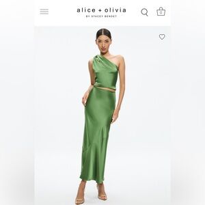 Alice + Olivia top and bottom set. Green silk.